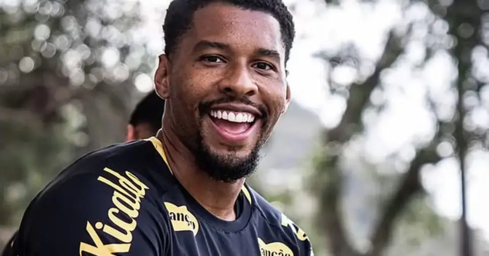 Goleiro Diógenes - Santos (Foto: Reprodução) Goleiro Diógenes - Santos (Foto: Reprodução)
