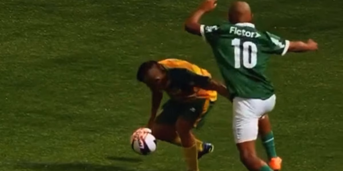 Eduardo Conceição é destaque das categorias de base do Palmeiras (Reprodução: Youtube) Eduardo Conceição é destaque das categorias de base do Palmeiras (Reprodução: Youtube)