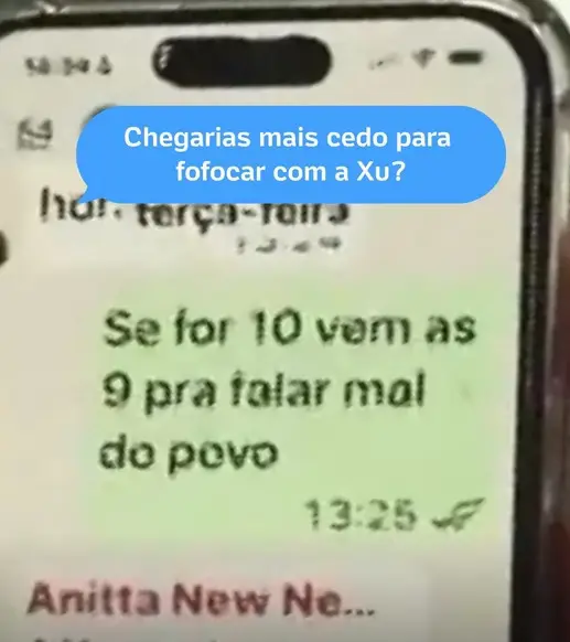 Xuxa mantém grupo para 'falar mal dos outros' (Foto: Reprodução / Globo) Xuxa mantém grupo para 'falar mal dos outros' (Foto: Reprodução / Globo)