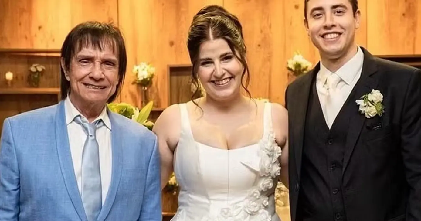 Roberto Carlos no casamento da neta Giovanna (Foto: Reprodução)