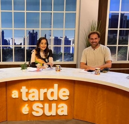 Sonia Abrão e Daniel Atalla no A Tarde é Sua (Foto: Reprodução / RedeTV!) Sonia Abrão e Daniel Atalla no A Tarde é Sua (Foto: Reprodução / RedeTV!)