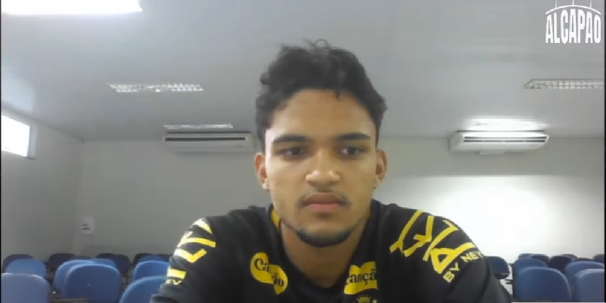 Matheus Xavier (Foto: Reprodução/ YouTube/ Canal Alçapão) Matheus Xavier (Foto: Reprodução/ YouTube/ Canal Alçapão)