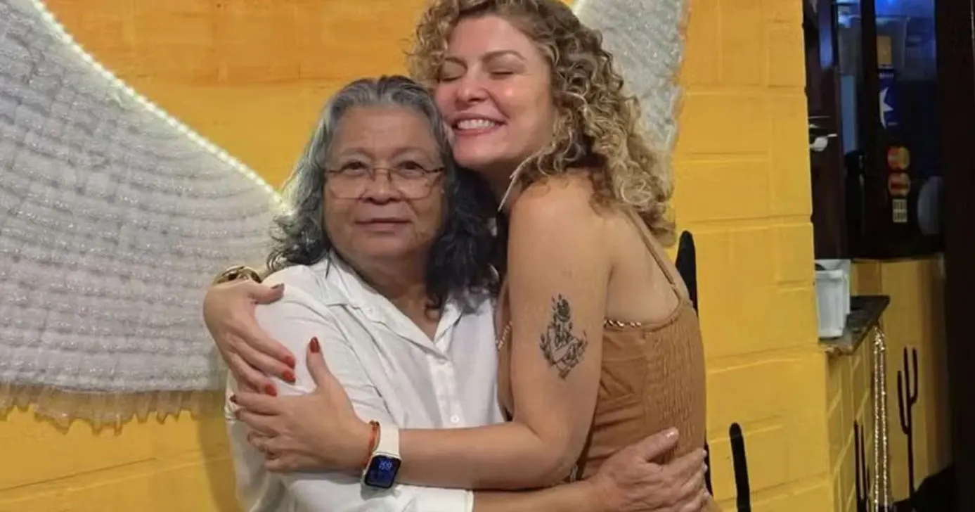 A ex-paquita Bárbara Borges reencontrou Marlene Mattos Foto: Reprodução) 