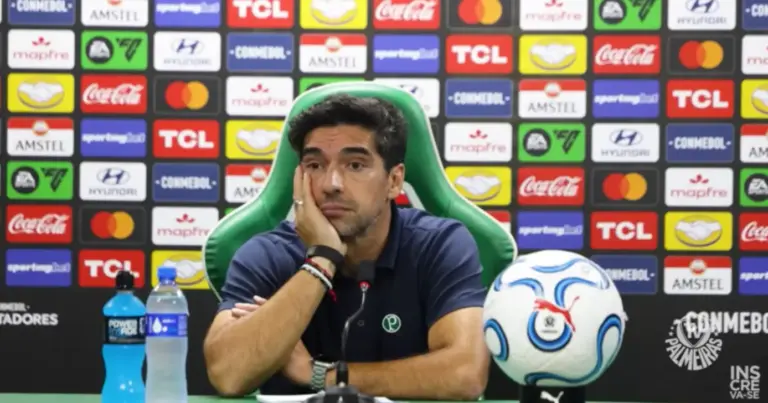 Palmeiras: Abel Ferreira tem saída confirmada e Leila Pereira liga alerta antes de semi da Libertadores