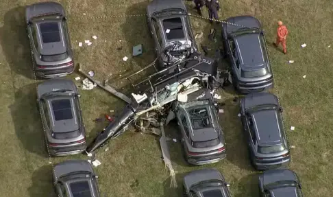Queda de helicópteros deixa ao menos 6 mortos no Recreio (RJ) e César Tralli dá detalhes - Foto G1