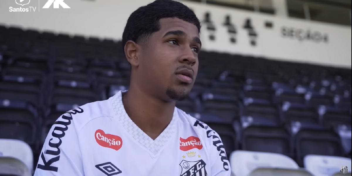 Ananias, zagueiro (Foto: Reprodução/ YouTube/ Santos TV)