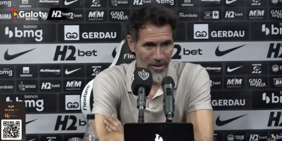 Eduardo Domínguez pediu um pacotão de reforços ao Atlético-MG (Reprodução: Youtube)