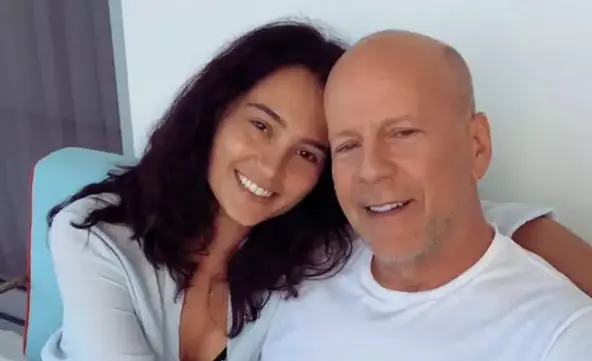 Esposa de Bruce Willis explica diferenças entre Alzheimer e demência frontotemporal (Foto: Reprodução / Instagram) Esposa de Bruce Willis explica diferenças entre Alzheimer e demência frontotemporal (Foto: Reprodução / Instagram)