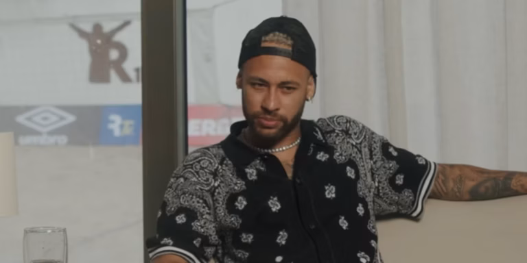 Vai parar? Neymar deixando o Santos para novo time ganha definição Vai parar? Neymar deixando o Santos para novo time ganha definição