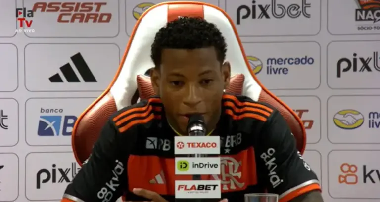 Flamengo decide preço mínimo para saída de Gonzalo Plata; Veja valor Flamengo decide preço mínimo para saída de Gonzalo Plata; Veja valor