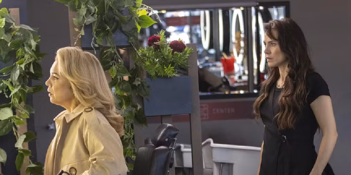 Adriana e Pilar em Quem Ama Cuida (Foto: Reprodução/Globo) Adriana e Pilar em Quem Ama Cuida (Foto: Reprodução/Globo)