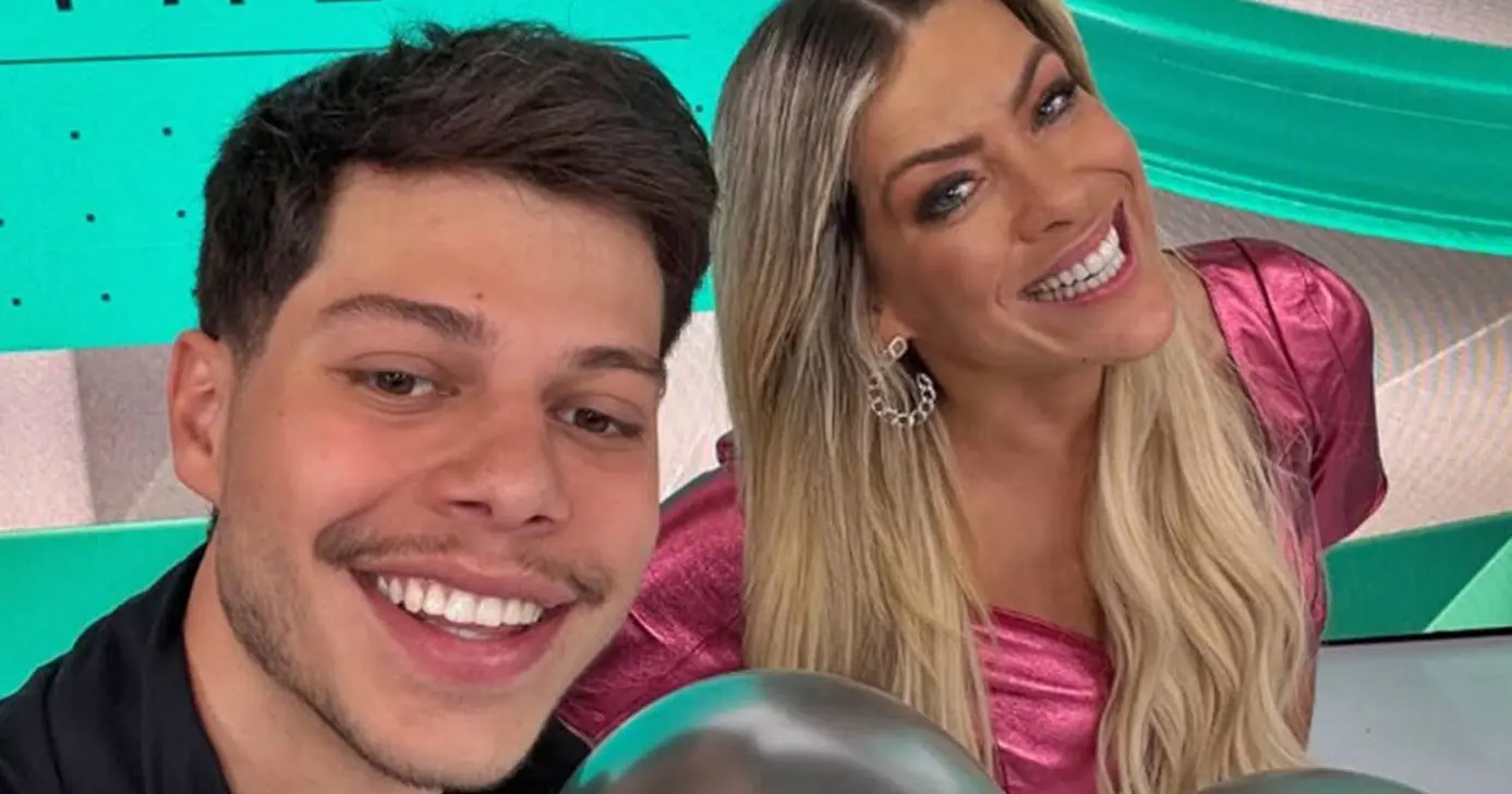 João Pedro Sgarbi e Renata Fan (Foto: Reprodução)