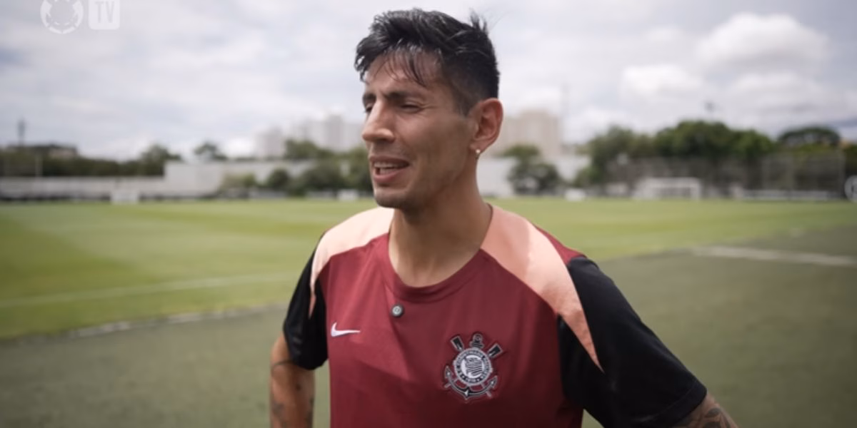 Fabrizio Angileri é desfalque no Corinthians (Reprodução: Youtube) Fabrizio Angileri é desfalque no Corinthians (Reprodução: Youtube)