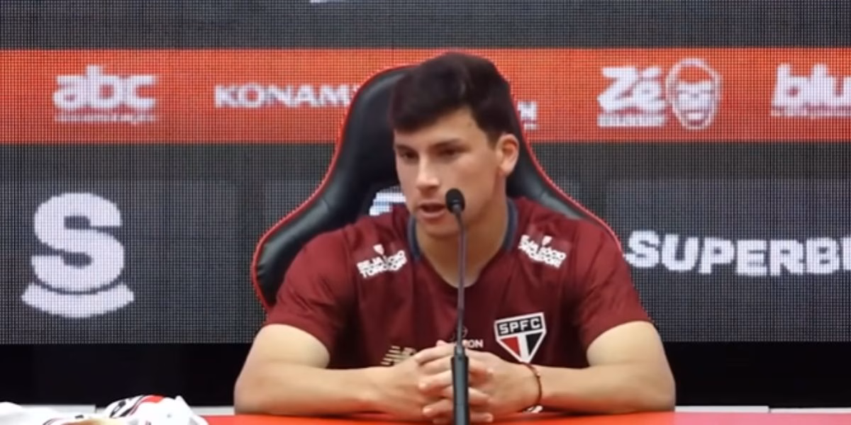 Gonzalo Tapia próximo de deixar o São Paulo (Reprodução: Youtube) Gonzalo Tapia próximo de deixar o São Paulo (Reprodução: Youtube)