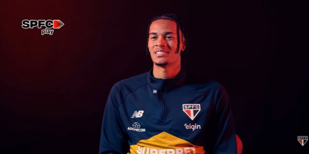 Newton é um dos reforços do São Paulo (Reprodução: Youtube) Newton é um dos reforços do São Paulo (Reprodução: Youtube)