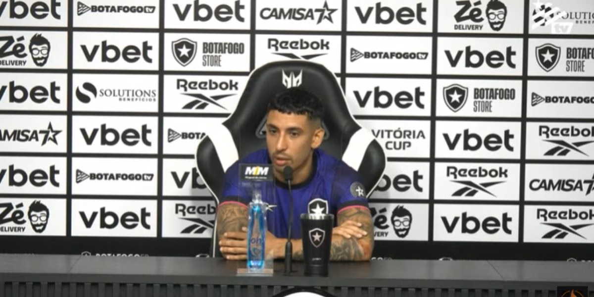 Santi Rodríguez pode sair do Botafogo (Reprodução: Youtube) Santi Rodríguez pode sair do Botafogo (Reprodução: Youtube)
