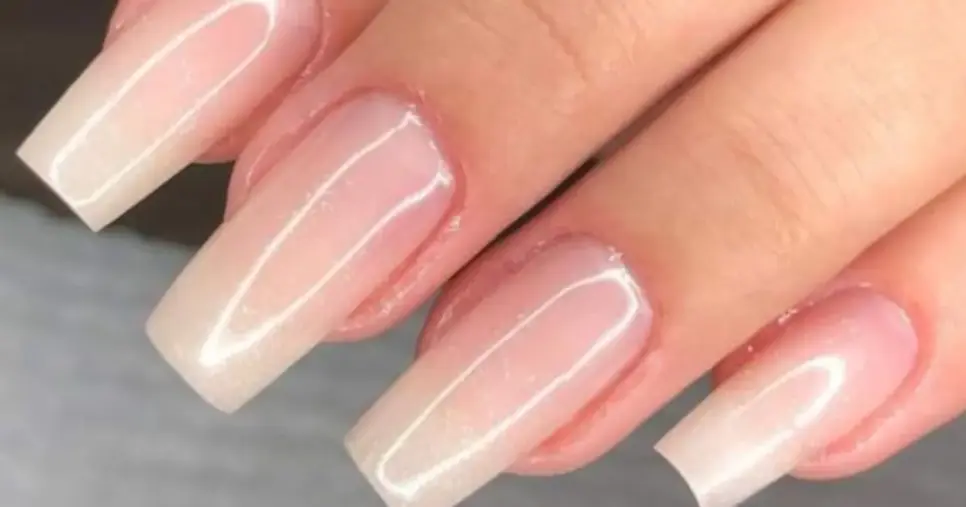 Alongamento de unhas em casa: truque simples pode reduzir os gastos Alongamento de unhas em casa: truque simples pode reduzir os gastos