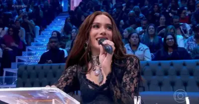 Imagem card com fundo