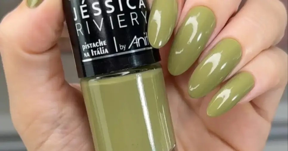 Esmalte verde pistache (Foto: Reprodução/Internet) Esmalte verde pistache (Foto: Reprodução/Internet)