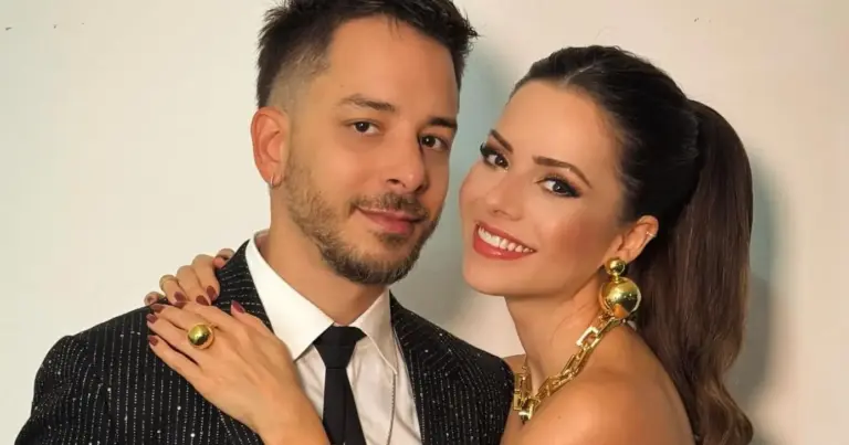 Sandy e Junior fazem anúncio misterioso e jornal revela retorno da dupla: “Podem comemorar” Sandy e Junior fazem anúncio misterioso e jornal revela retorno da dupla: “Podem comemorar”