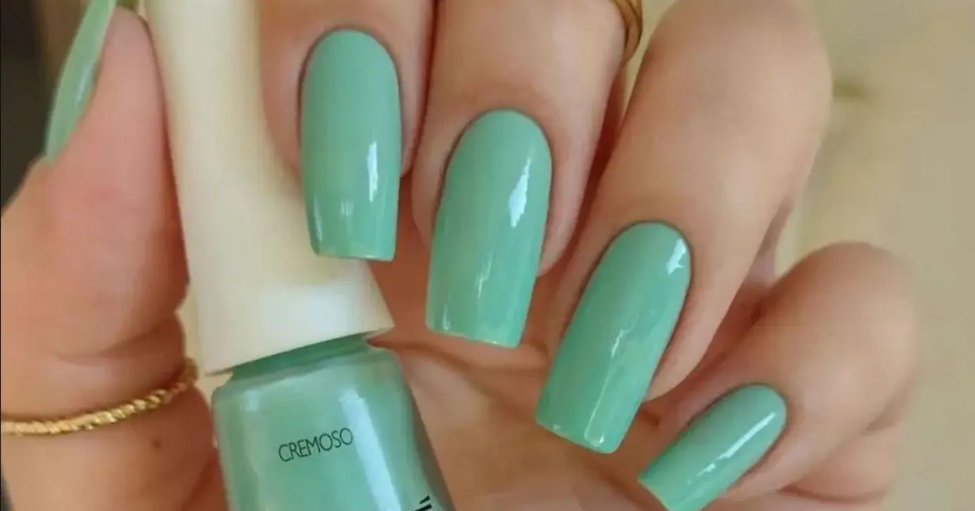Unhas curtas: 4 ideias que criam a impressão de dedos mais longos (Foto: Reprodução/Internet)