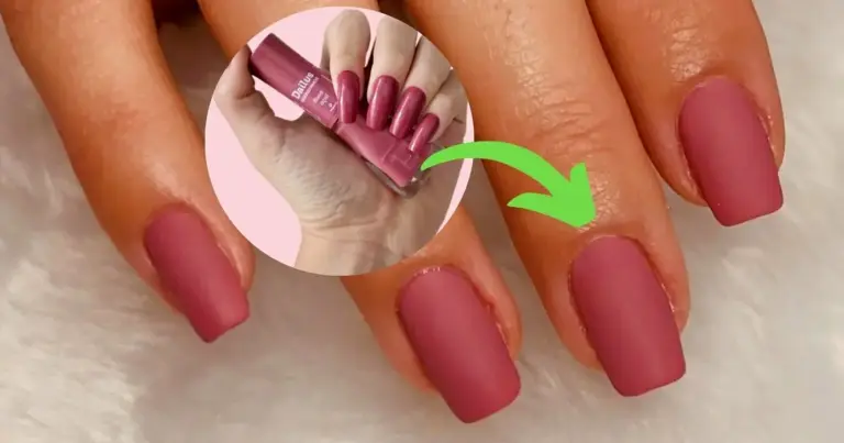 Truque simples de 2 minutos transforma qualquer esmalte brilhante em fosco sem sair de casa Truque simples de 2 minutos transforma qualquer esmalte brilhante em fosco sem sair de casa