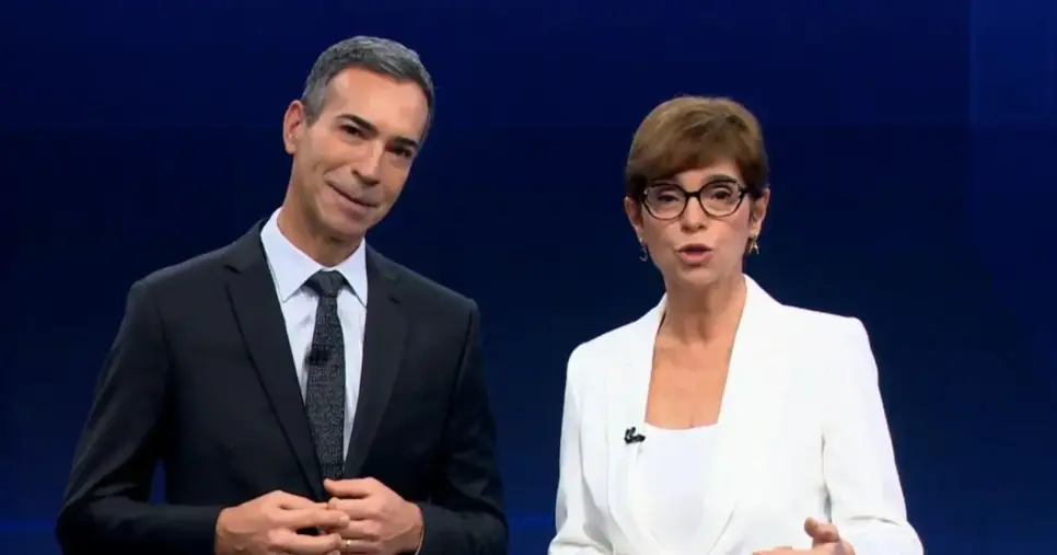 César Tralli e Renata Lo Prete no Fantástico (Foto: Reprodução / Globo) César Tralli e Renata Lo Prete no Fantástico (Foto: Reprodução / Globo)