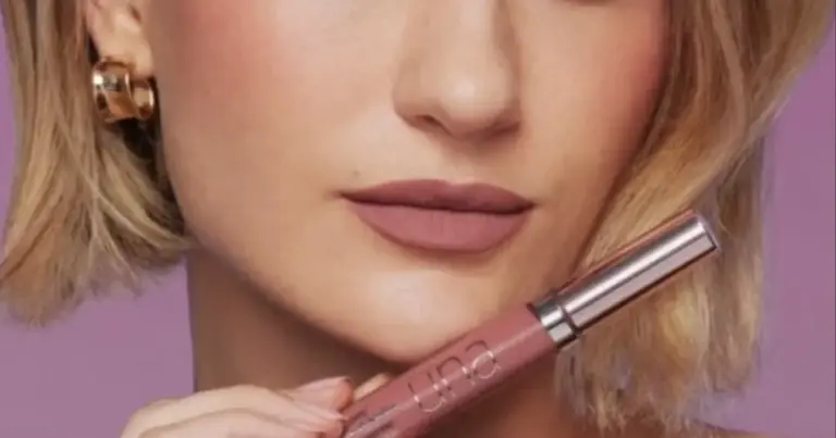 Batons para a primavera quente: 5 cores que estão dominando e rejuvenescem os lábios Batons para a primavera quente: 5 cores que estão dominando e rejuvenescem os lábios