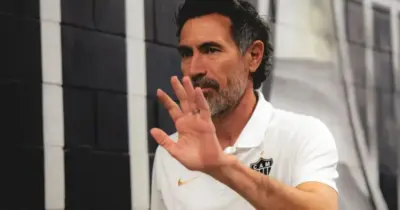 Atlético-MG: Eduardo Domínguez sofre com 5 desfalques hoje na Sul-Americana