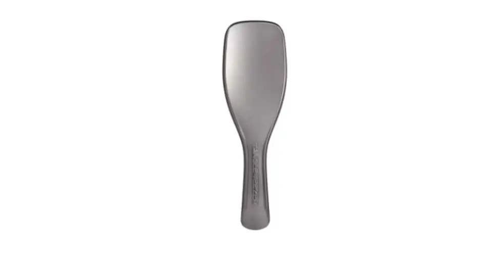 Escova Tangle Teezer Ultimate Detangler Chrome Midnight Silver (Foto: Divulgação) Escova Tangle Teezer Ultimate Detangler Chrome Midnight Silver (Foto: Divulgação)