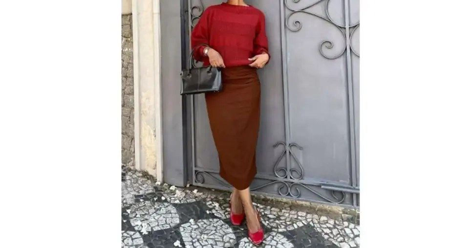 Marrom e vermelho