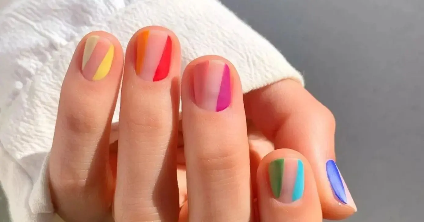 Cores de esmaltes para unhas curtas (Foto: Reprodução/ Internet)